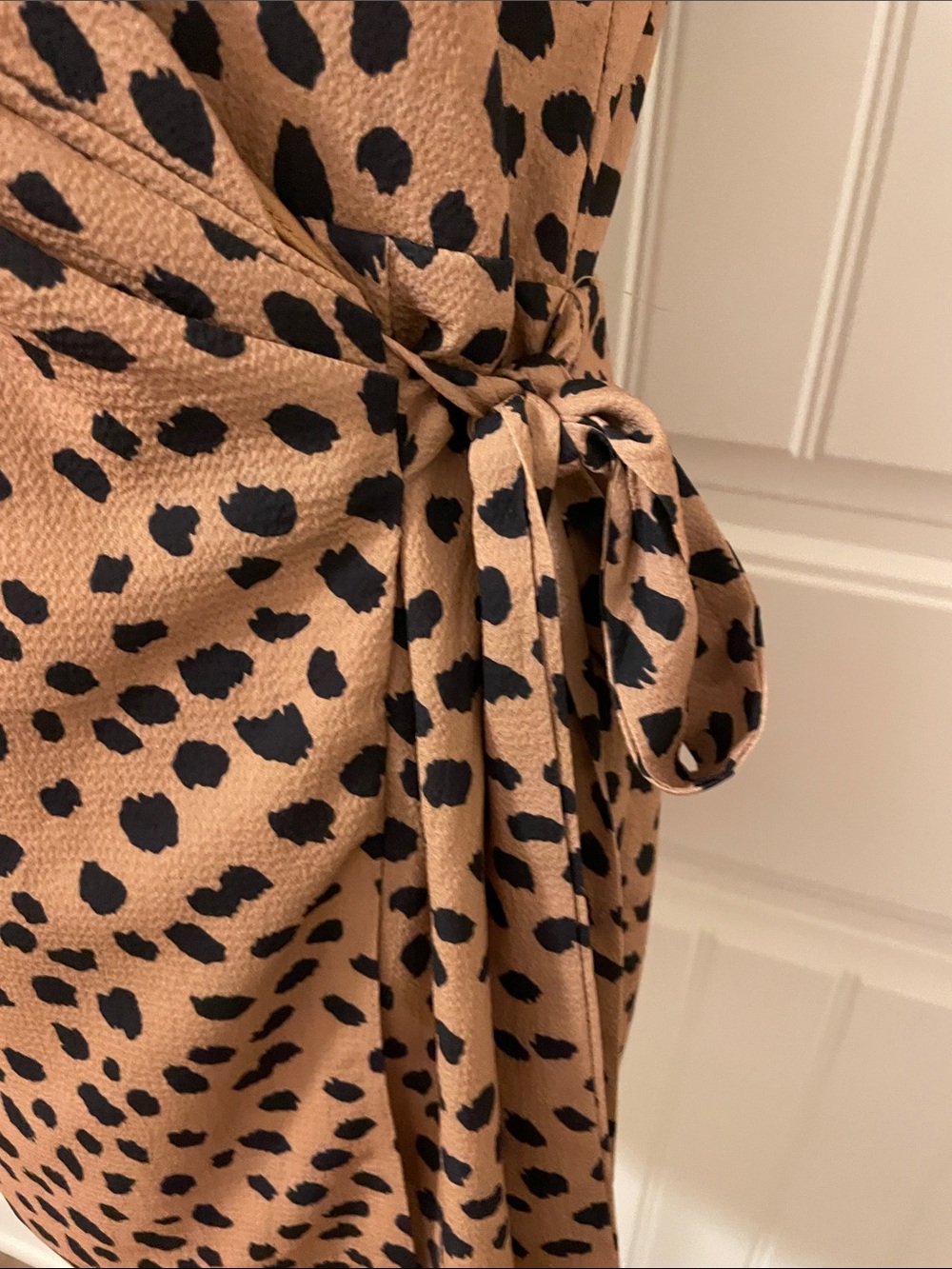Forever 21 leopard Spotted Wrap jumpsuit/shorts - Picture 8 of 8